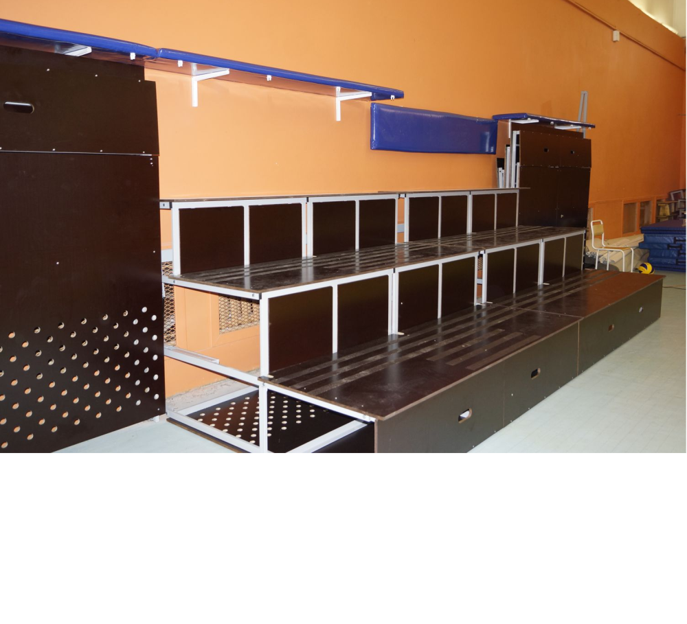 Фотографии Трибуна складная