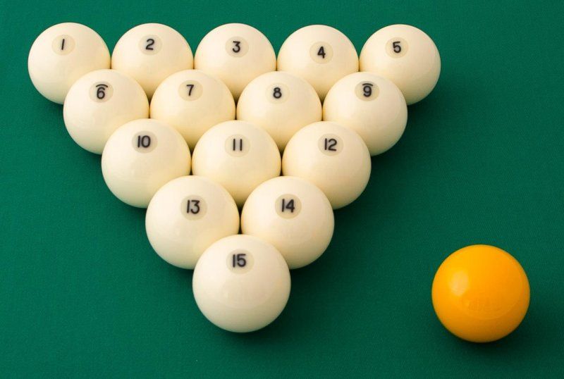 Фотографии Комплект бильярдных шаров 68 мм "Aramith Standard", желтый биток