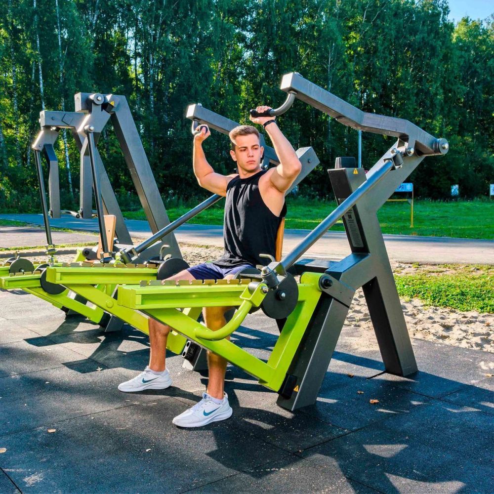 Фотографии Уличный тренажер Жим вверх с переменной нагрузкой