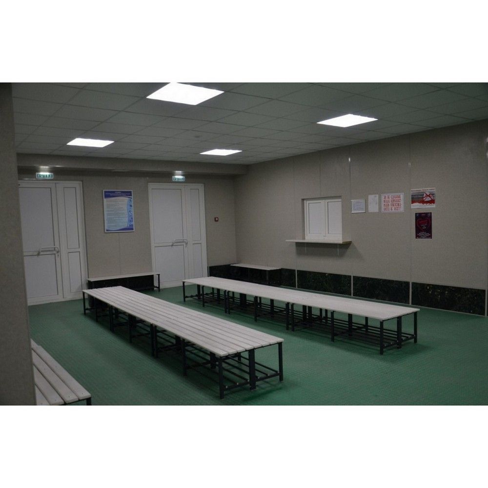 Фотографии Лавка для раздевалок (пластик 20 мм) 200x33,5х40,5см L 200/35/40