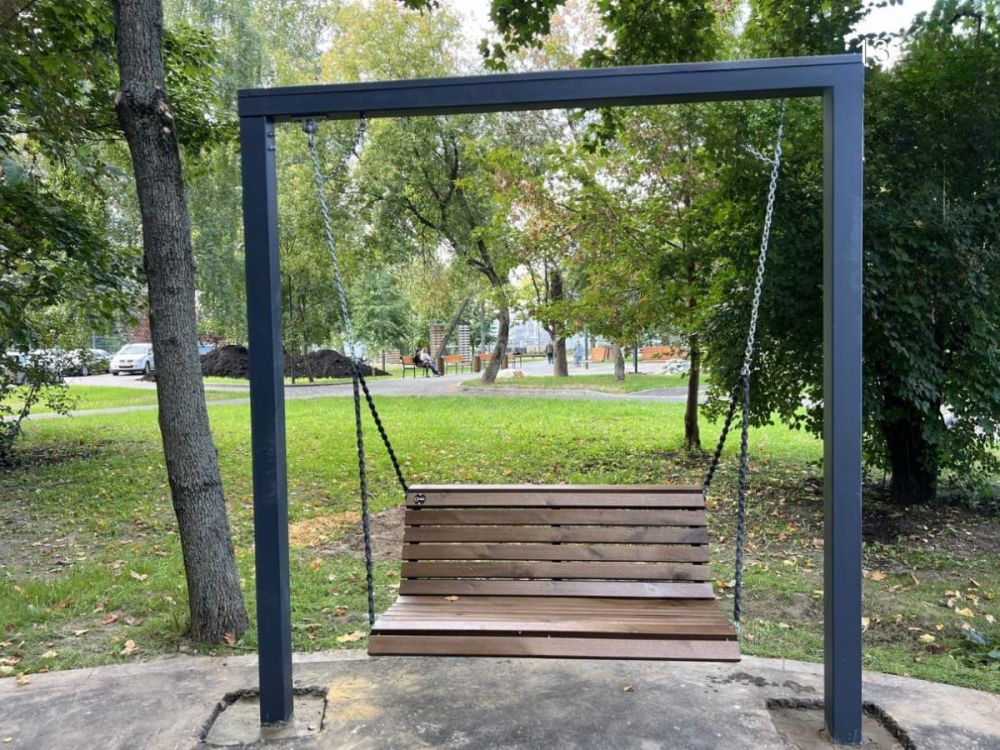 Фотографии Качели садово-парковые «Коринф»