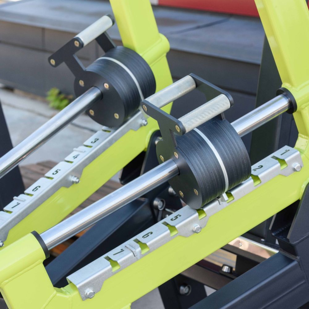 Фотографии Уличный тренажер Наклонная тяга с переменной нагрузкой