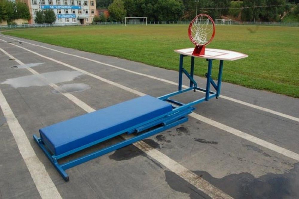 Фотографии Стойка стритбольная складная с фанерным щитом  Pioner A12397