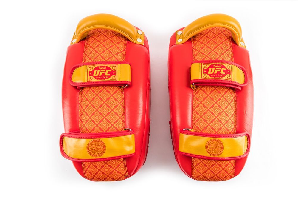UFC True Thai Пэды для тайского бокса, красные