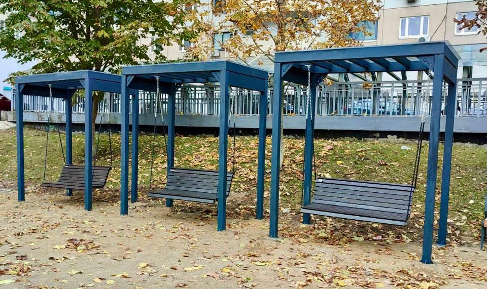 Фотографии Качели парковые «Пегас»
