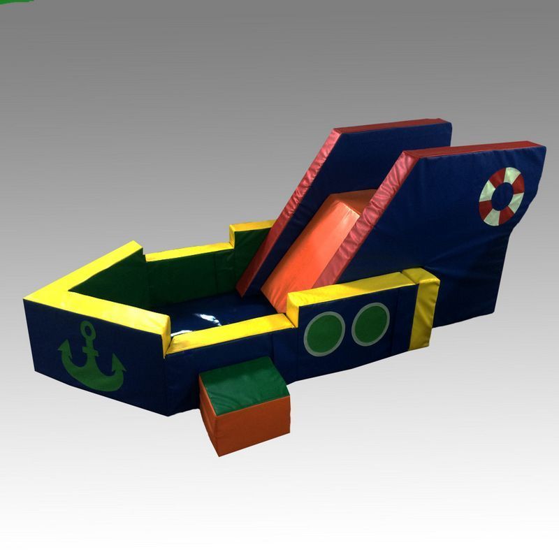 Сухой бассейн Пароход Pioner A11114