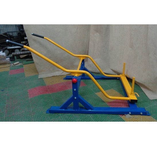 Жим вниз для инвалидов-колясочников (свободный вес)