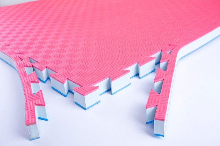 Фотографии Татами для каратэ "Нормал Т4" ласточкин хвост