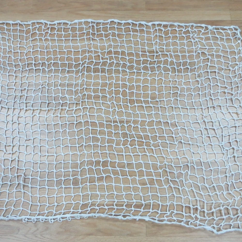 Фото Сетка гашения для хоккейных ворот, нить 2.2 мм, ячейка 40х40 мм