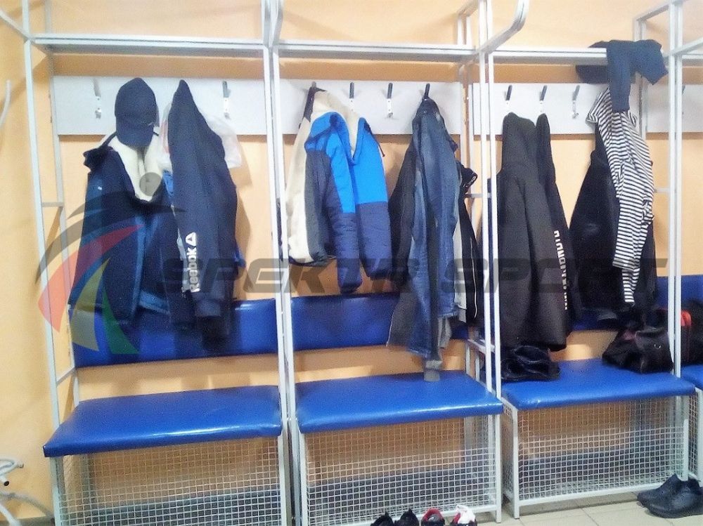 Фотографии Индивидуальное место хоккеиста ширина 88 см (2-х секционный) Pioner A17221