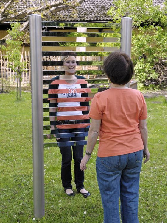 Фото Иллюзия Зеркальный коллаж