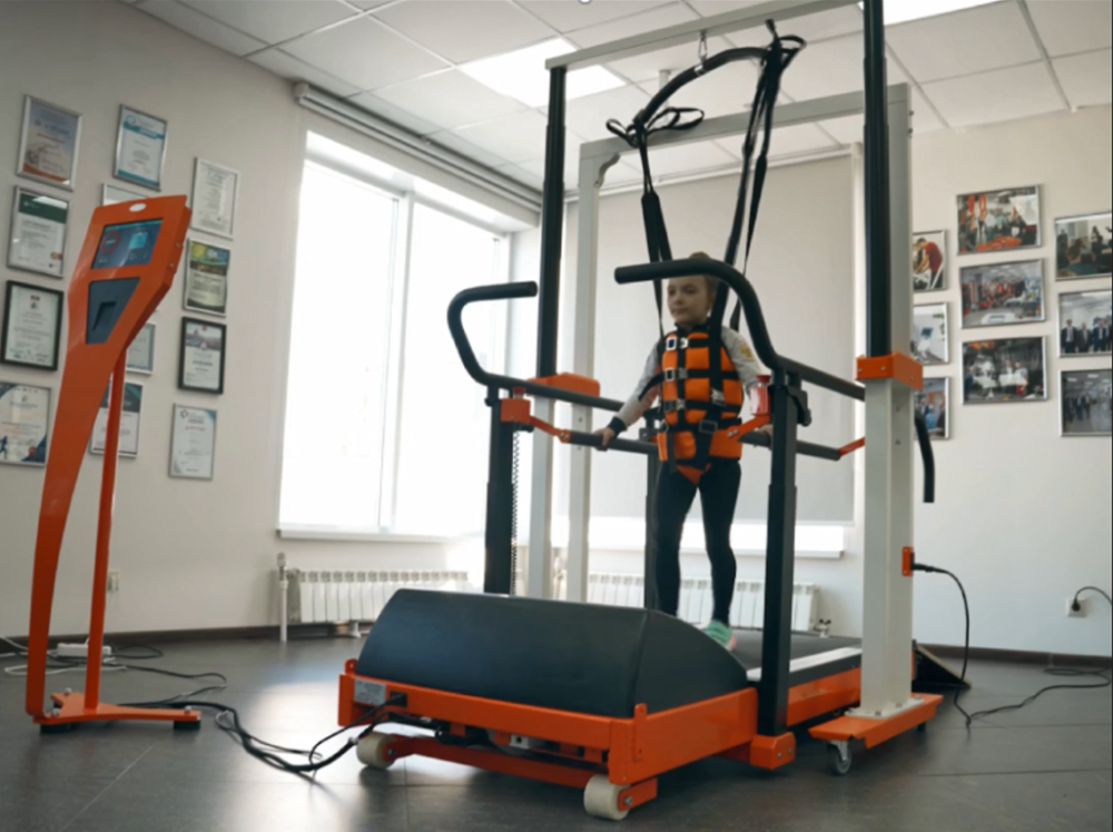 Тренажёр реабилитационный беговая дорожка (тредбан, тредмилл) с биологической обратной связью «Орторент» модель «Детская»