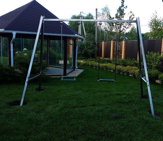 Фото Качели из нержавеющей стали двухместные