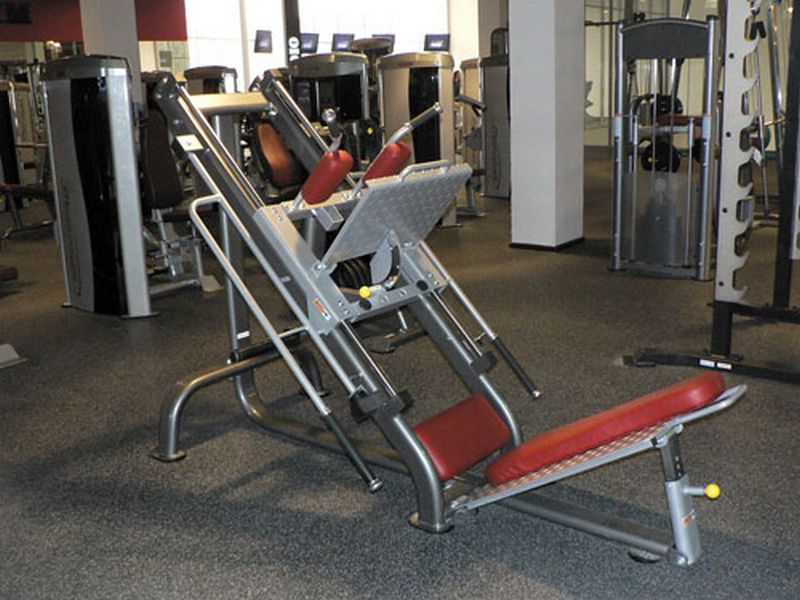 Жим ногами/гак-машина, нагружаемый дисками Aerofit IT7006