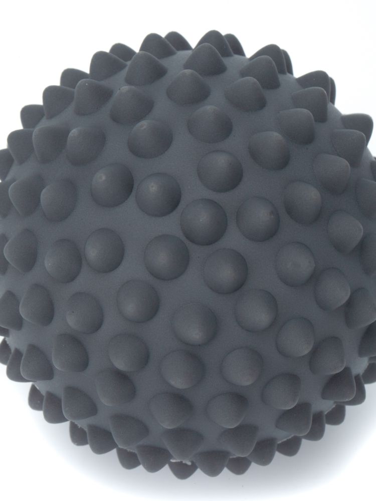 Мяч массажный 9 см серый