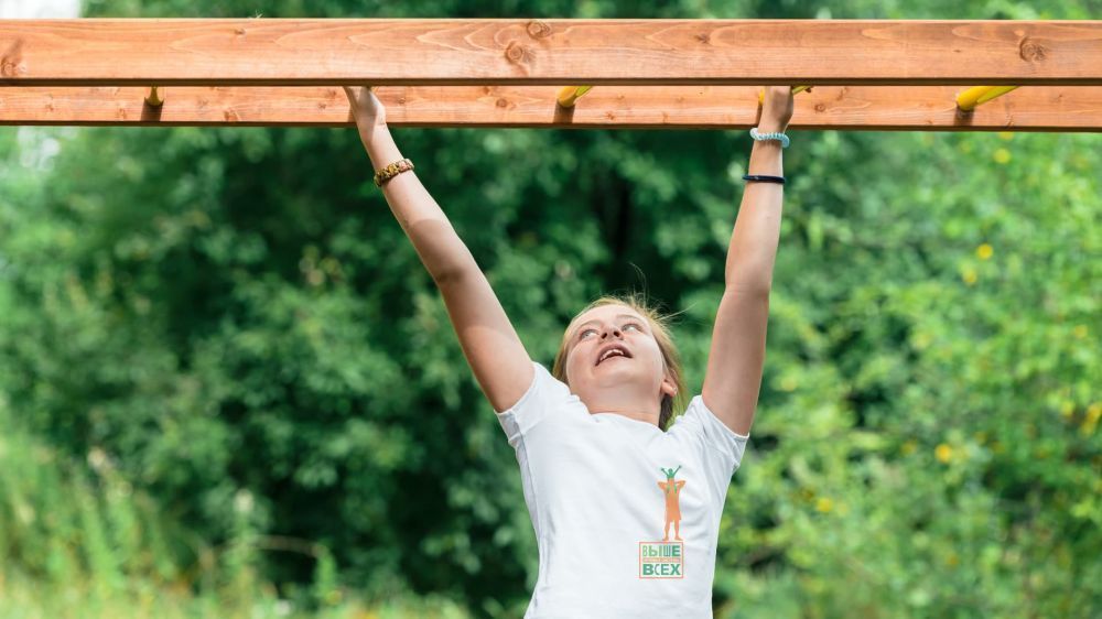 Фотографии Детский городок Выше Всех Победа Вертикаль