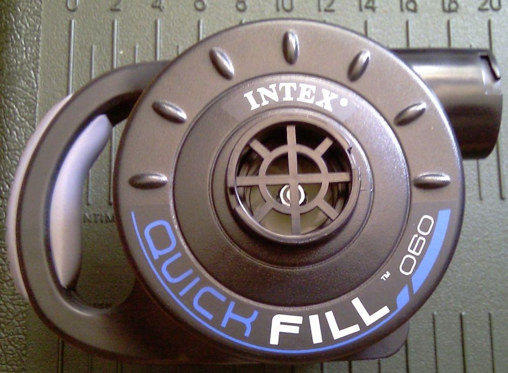 Фотографии Насос Intex 66622 (220/12V) электрический