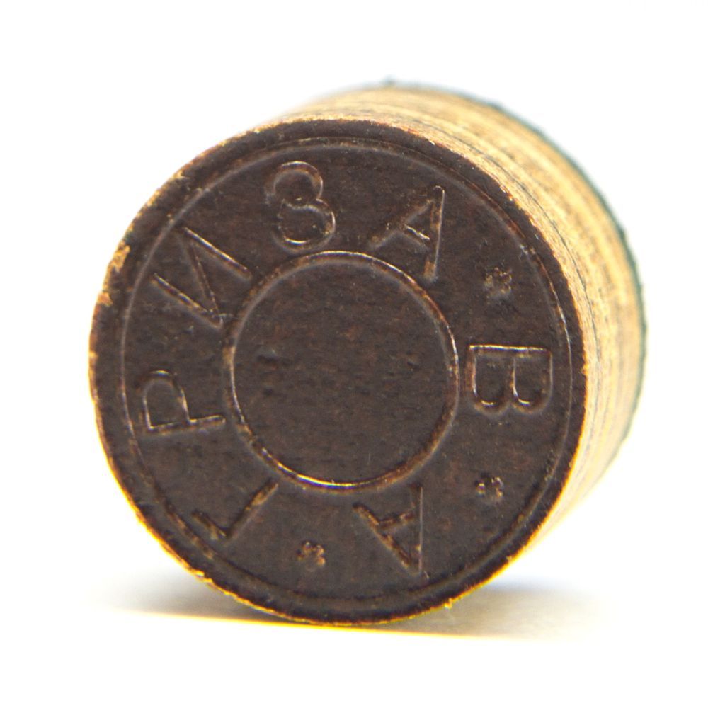 Фотографии Наклейка для кия "Гриза 3" (M) коричневая 13.5 мм