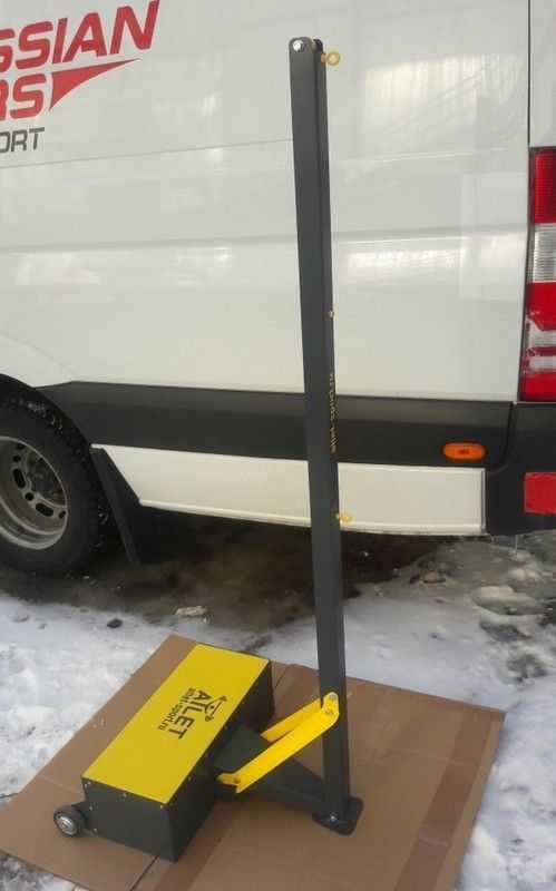 Фото Стойки бадминтонные мобильные с противовесами по 35кг, тренировочные  Pioner A12531