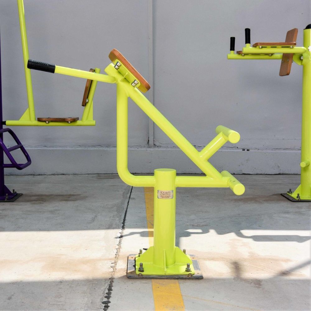 Фотографии Уличный тренажер Гиперэкстензия