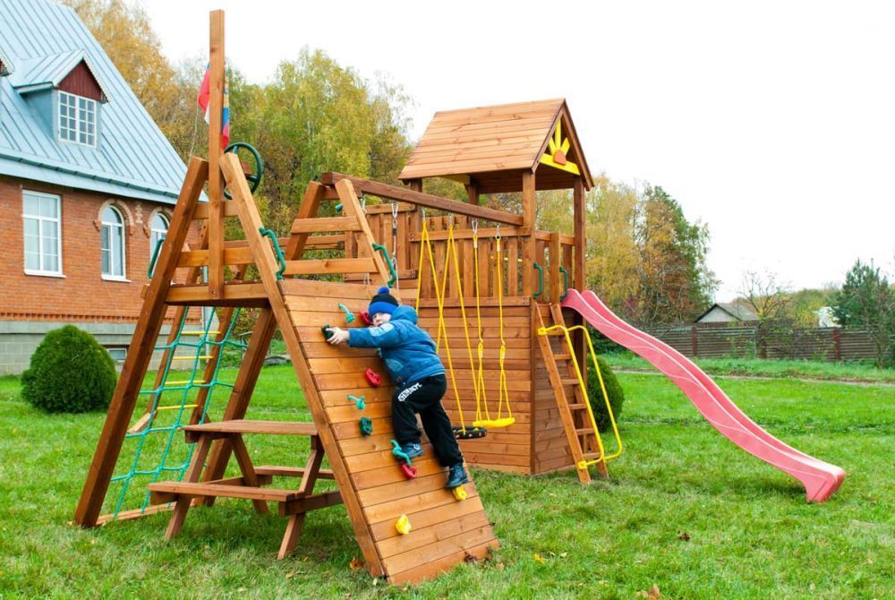 Фото Детский городок Выше Всех Крепость Спорт