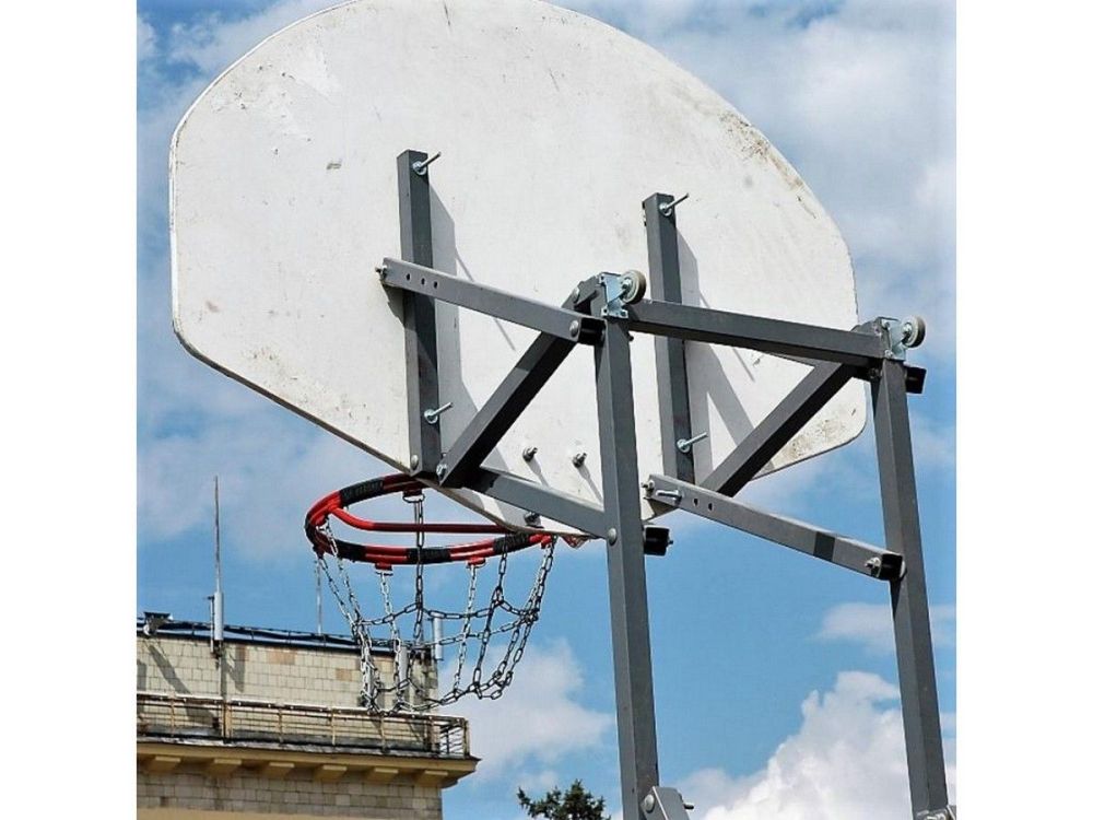 Фотографии Стойка стритбольная складная с фанерным щитом, кольцом, сеткой и защитой Street Pioner A13905