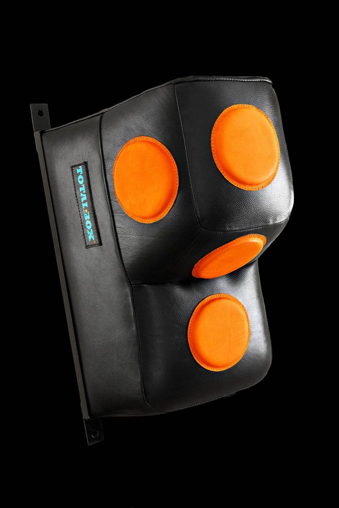 Фотографии Подушка кожаная боксерская Г-образная с мишенями Totalbox ПНКГМ 40х60х46