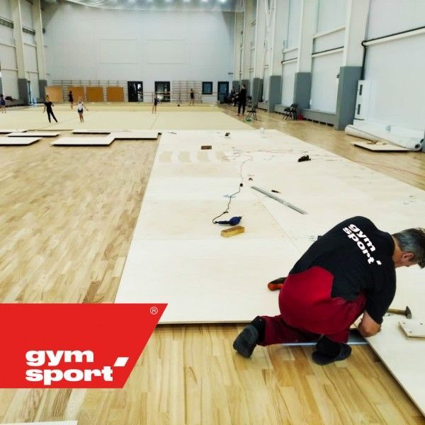 Фотографии Помост для спортивной гимнастики пружинный GymProf STRONG 7х7 для ковра 7х7