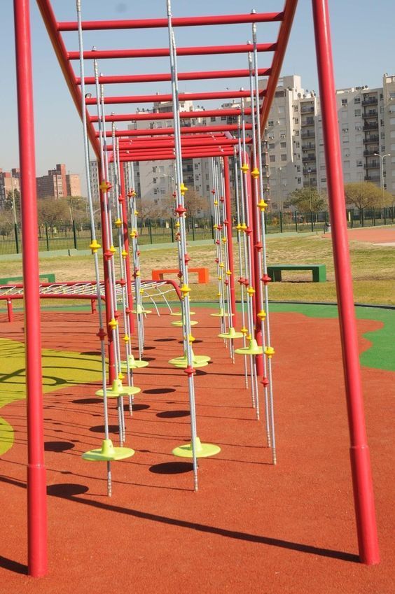 Фото Полоса препятствий для общественных парков Тау