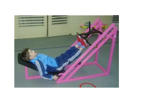 Фото Жим ногами под углом 45