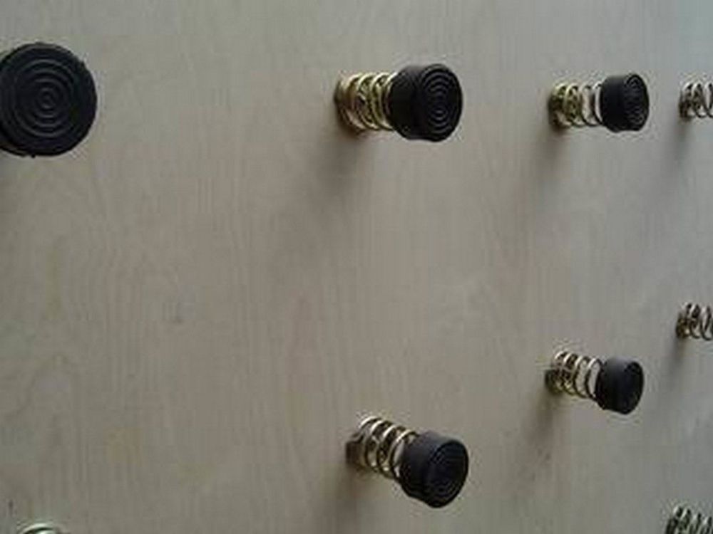 Помост пружинный для гимнастического ковра 13х13 м  Pioner A12035