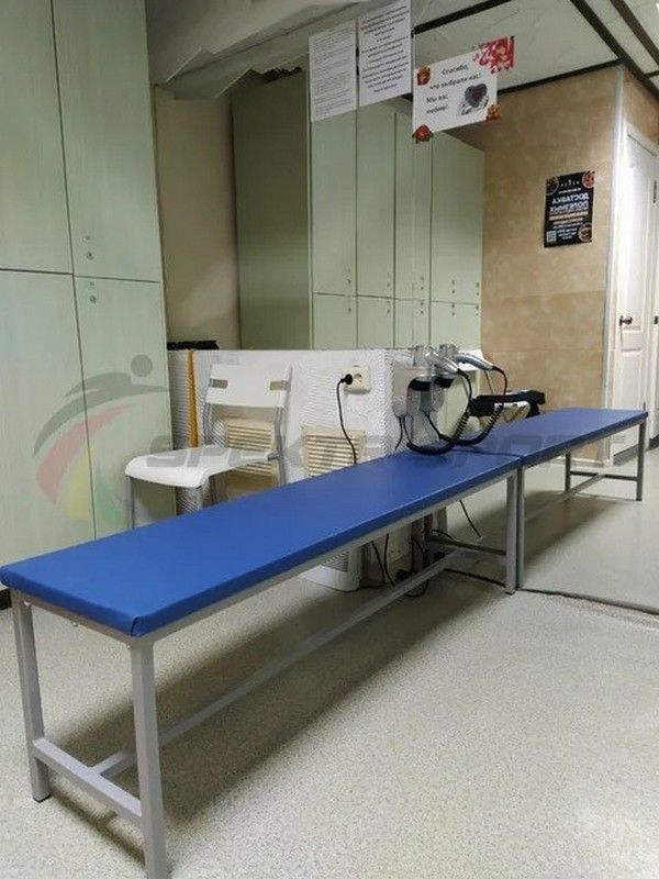 Фотографии Скамейка для раздевалок без спинки полумягкая, 150 см цельная