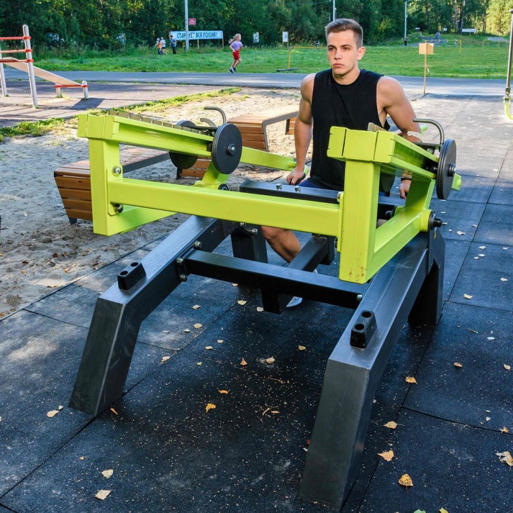 Фотографии Уличный тренажер Трицепс-машина (имитация отжиманий) с переменной нагрузкой