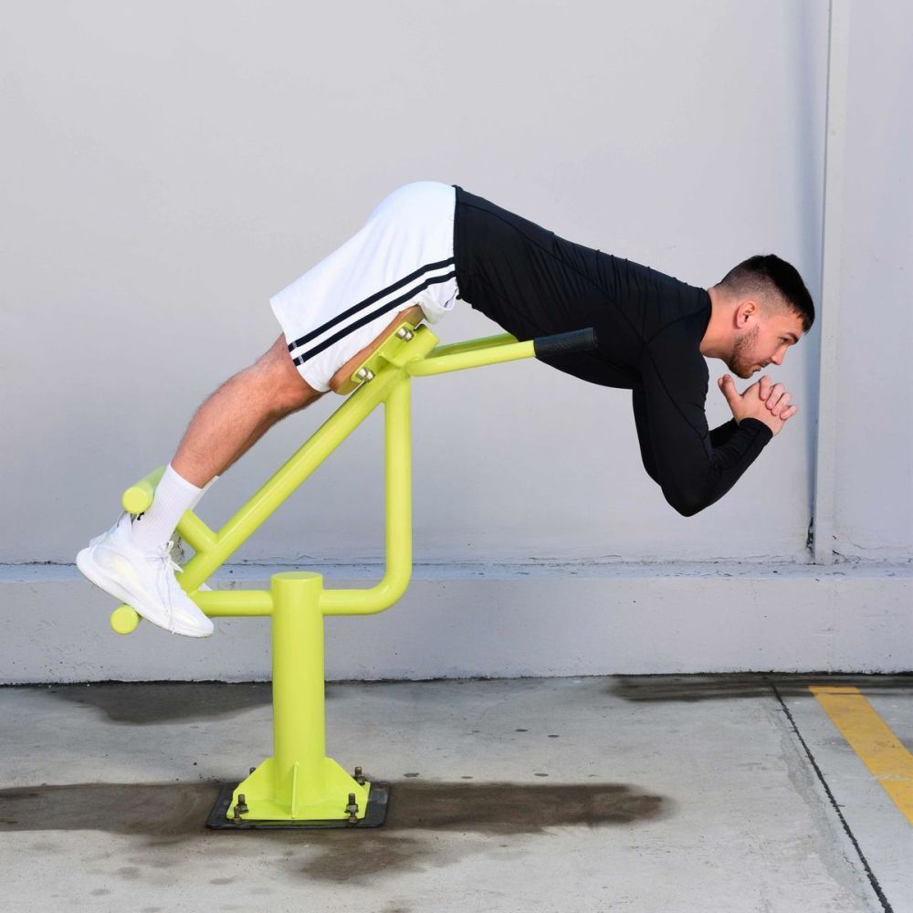 Фотографии Уличный тренажер Гиперэкстензия