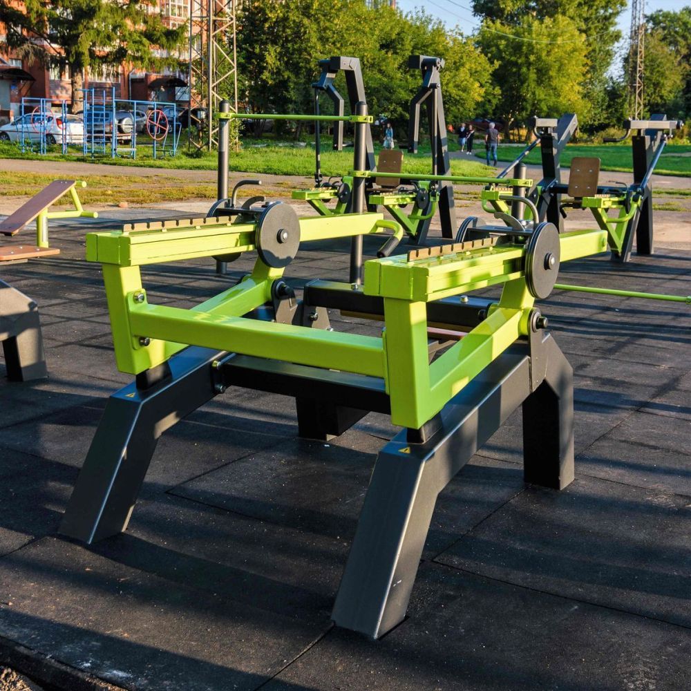 Фотографии Уличный тренажер Трицепс-машина (имитация отжиманий) с переменной нагрузкой