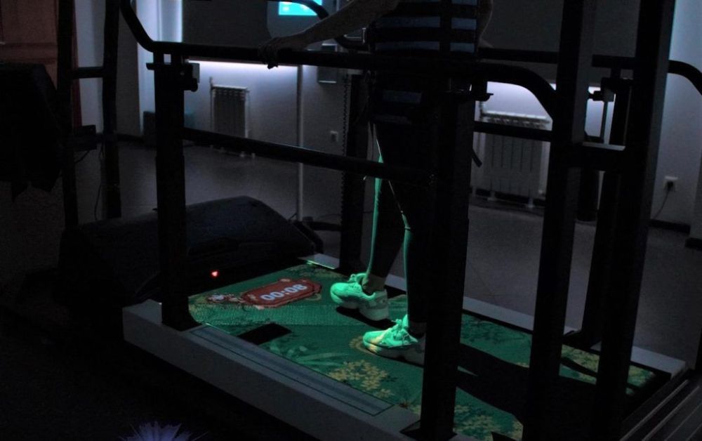 Тренажёр реабилитационный беговая дорожка (тредбан, тредмилл) с биологической обратной связью «Орторент» модель «Стандарт»