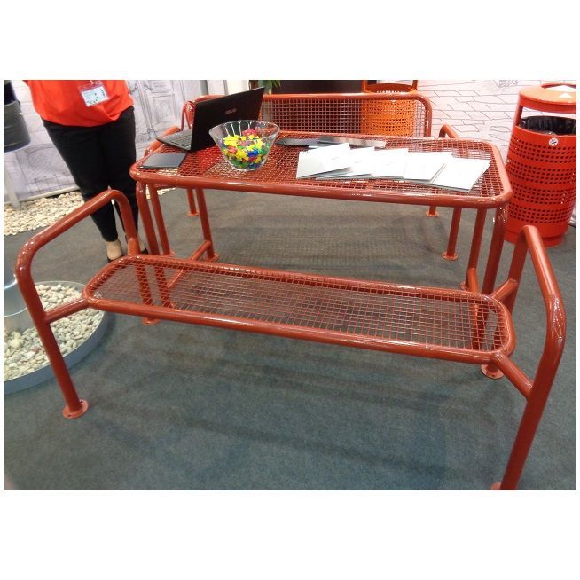 Фотографии Стол городской стальной