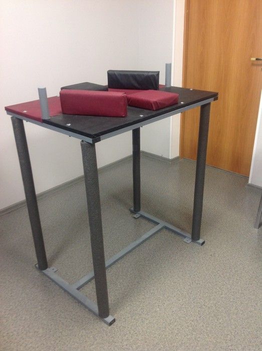 Стол для армрестлинга цельносварной  Pioner A12147