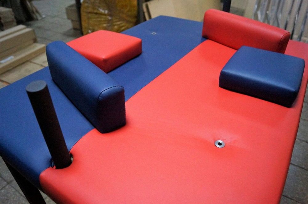 Стол для армрестлинга разборный Pioner A12236