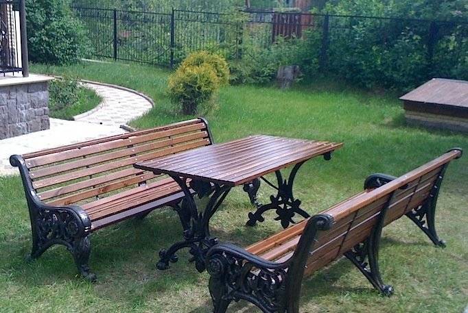 Фотографии Чугунный стол «Аллея»