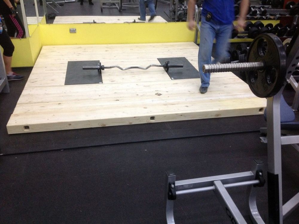 Помост тяжелоатлетический (тренировочный) 4х4х0,06 м  Pioner A12030