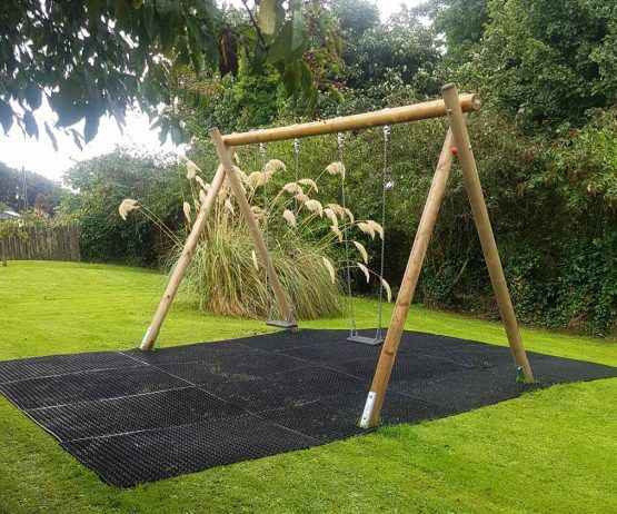 Фотографии Качели двухместные