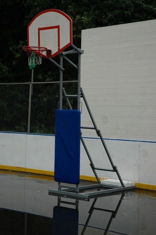 Фотографии Стритбольная стойка щит из фанеры, мобильная с регулируемой высотой  Pioner A13419