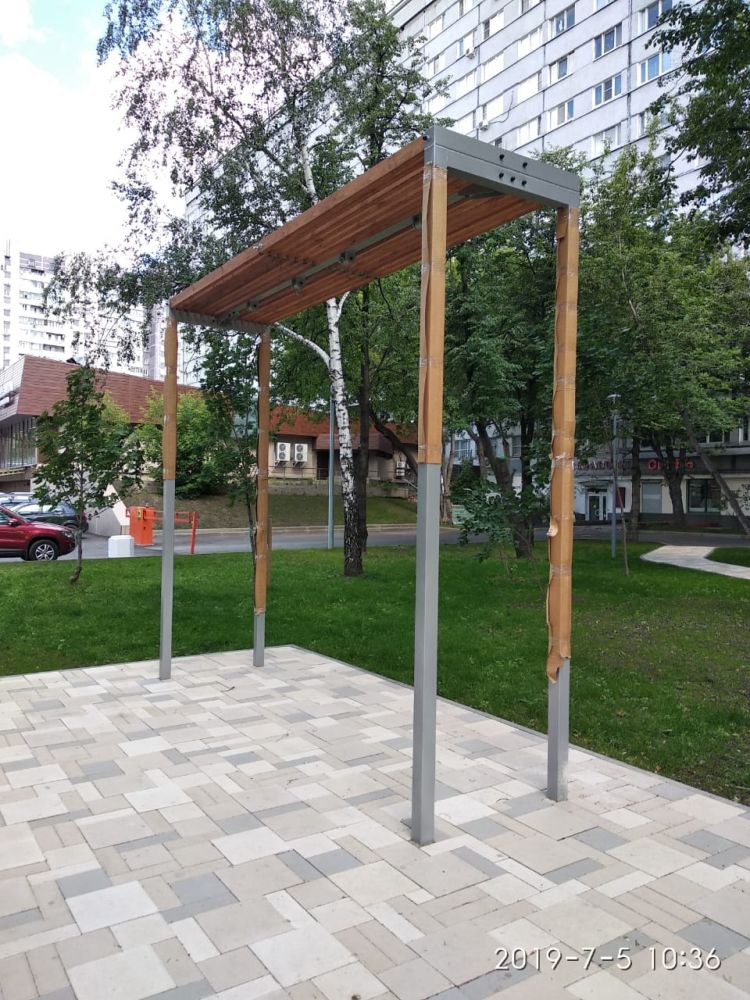 Фотографии Качели-пергола